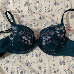 Body by Victoria's Secret Lightly Lined Full-Coverage Lace Bra